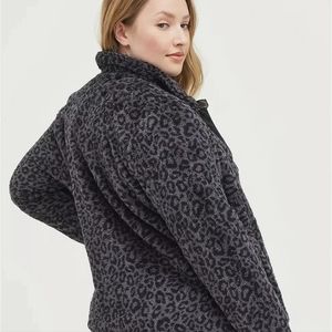 Torrid size 2 cheetah print zip up